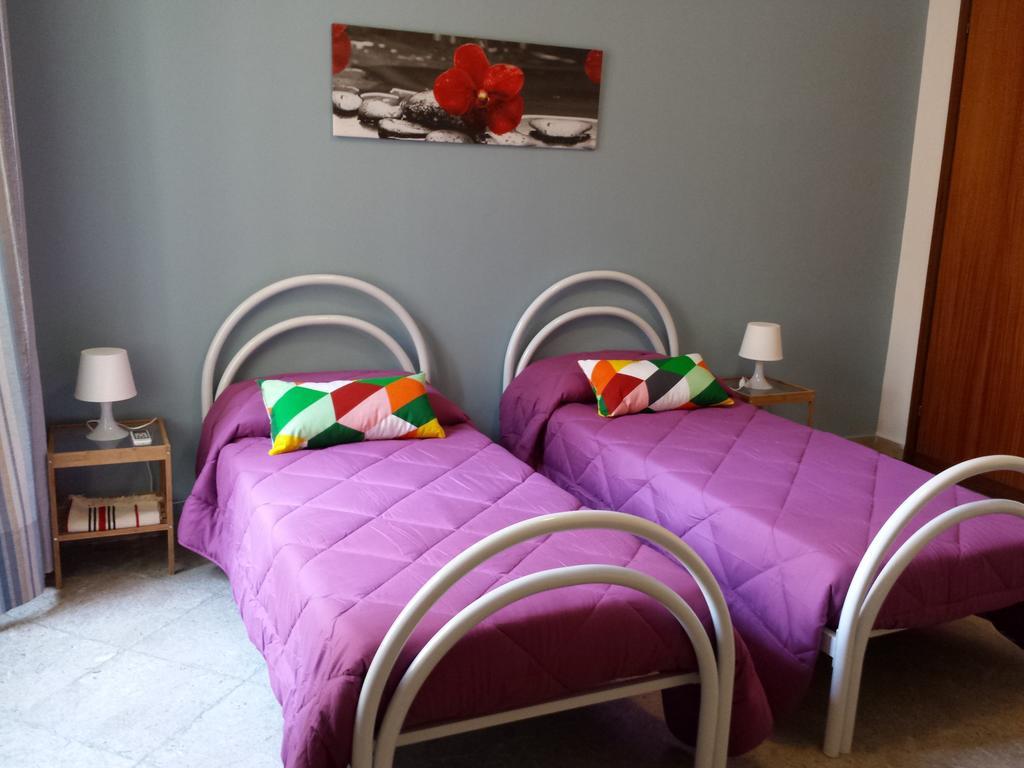 La Via Del Mare - Acireale Centro Storico Leilighet Eksteriør bilde