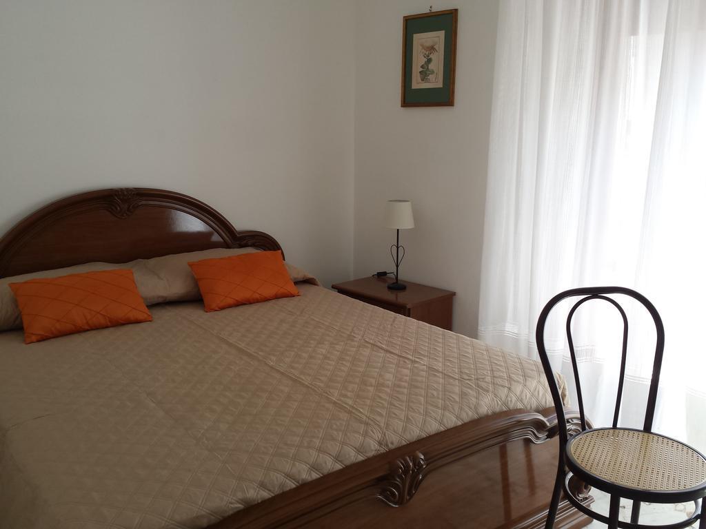 La Via Del Mare - Acireale Centro Storico Leilighet Eksteriør bilde